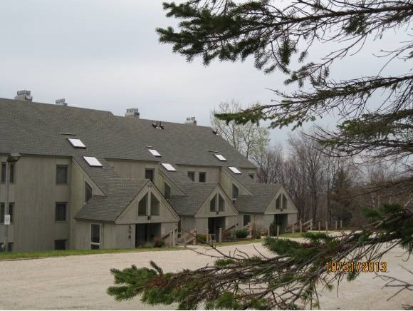 695 East Mountain Road, Unit F8 Killington, VT 05751 - Photo 2 of 22 Gallery Image 2