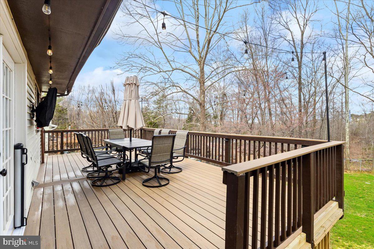 125 Choptank Road Stafford, VA 22556 - Photo 17 of 65 Plenty of Room for Hosting Family and Friends!