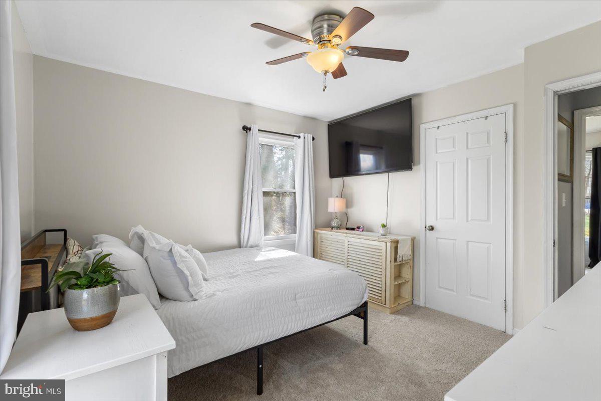 125 Choptank Road Stafford, VA 22556 - Photo 22 of 65 New Carpets in All Bedrooms!