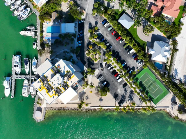 $579,500 | 2000 Coco Plum Drive, Unit 601, Marathon, FL 33050