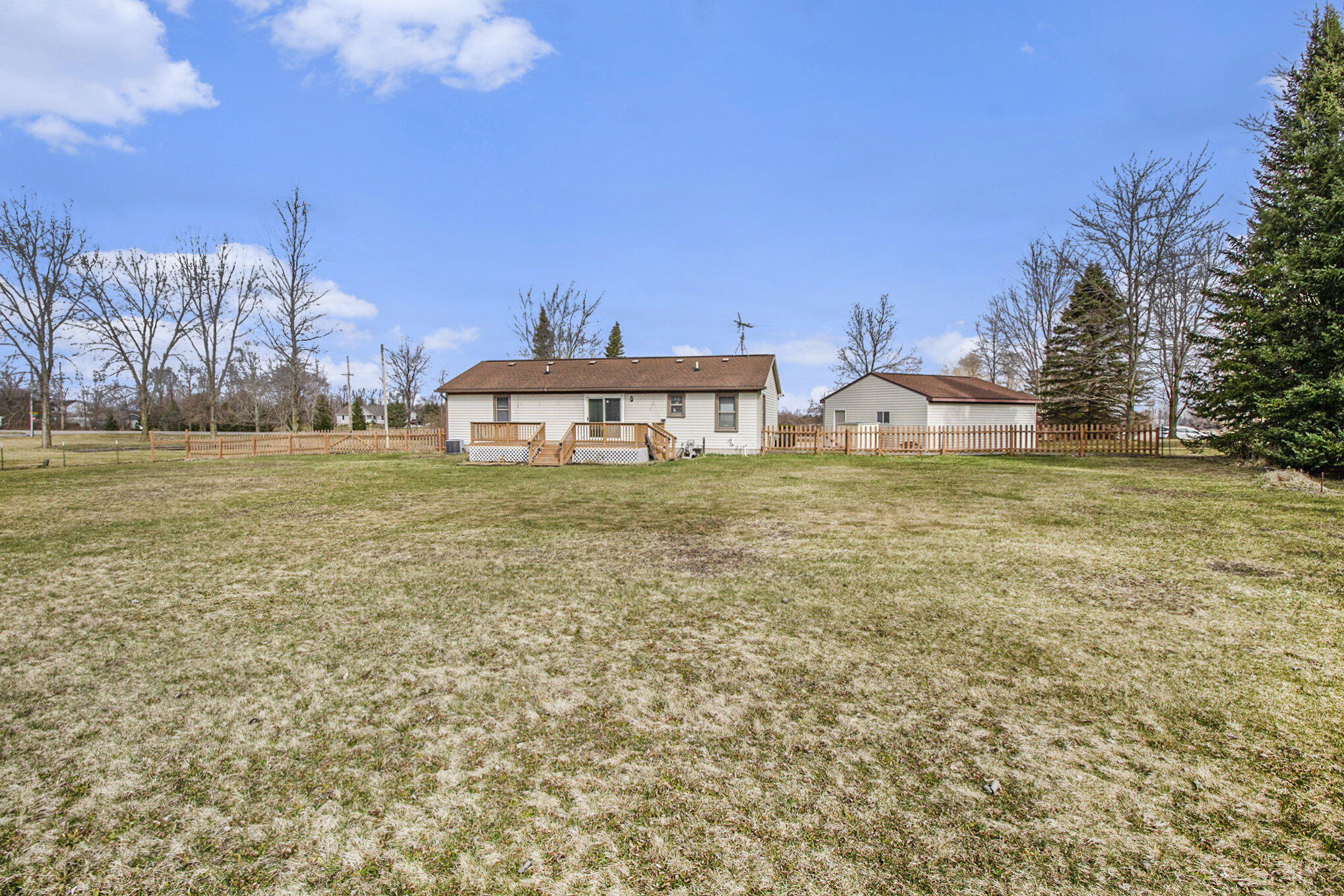 751 Chase Lake Road Howell, MI 48855 - Photo 19 of 23 019_img_8788