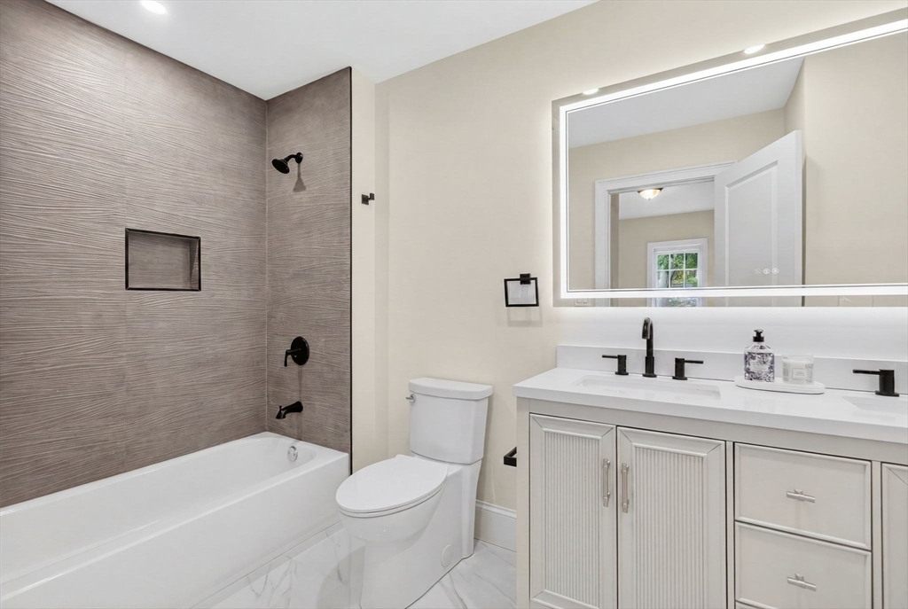 152 Washington Street, Unit 1 Boston, MA 02135 - Photo 15 of 21