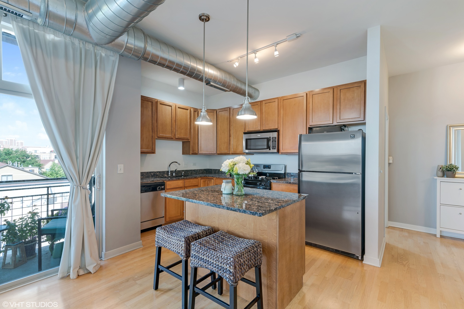 1228 West Monroe Street, Unit 501 Chicago, IL 60607 - Photo 4 of 11