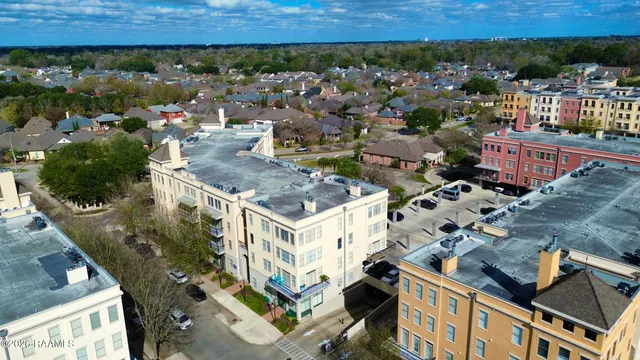 $265,000 | 201 Settlers Trace Boulevard, Unit 1413, Lafayette, LA 70508