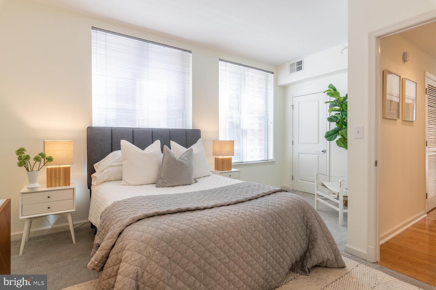 715 6th Street Northwest, Unit 501 Washington, DC 20001 - Photo 9 of 22