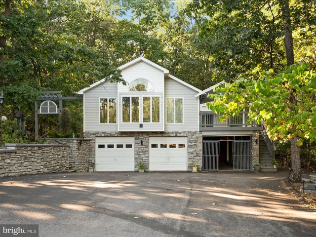 $414,000 | 102 Divot Place, Cross Junction, VA 22625