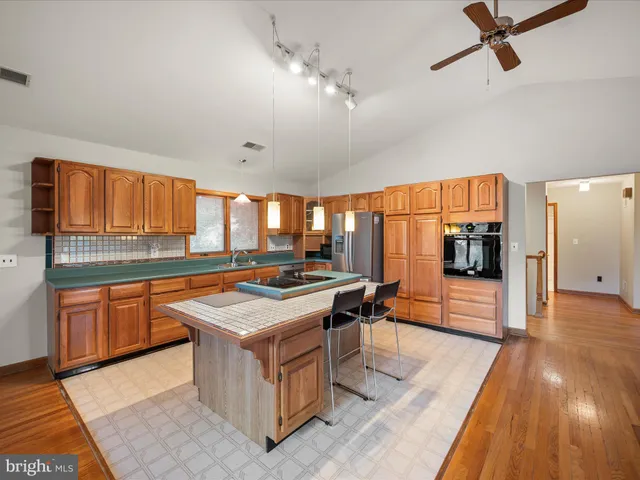 $414,000 | 102 Divot Place, Cross Junction, VA 22625