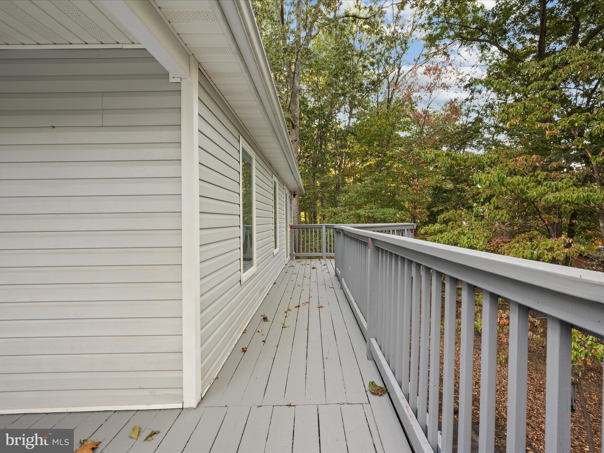 102 Divot Place Cross Junction, VA 22625 - Photo 51 of 86 Private area of the deck off of primary bedroom