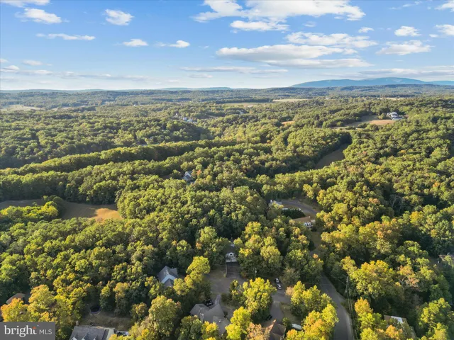 $414,000 | 102 Divot Place, Cross Junction, VA 22625