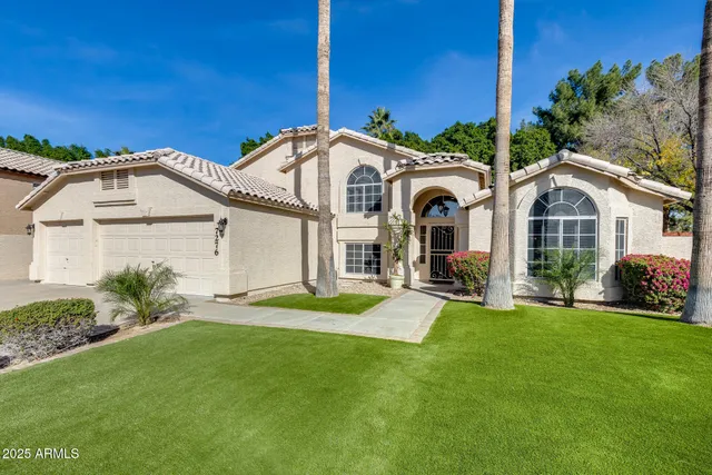 $699,900 | 7276 West Oraibi Drive, Glendale, AZ 85308