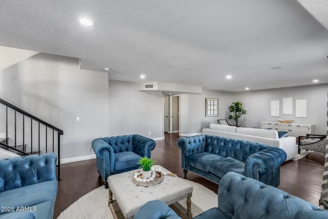 $699,900 | 7276 West Oraibi Drive, Glendale, AZ 85308