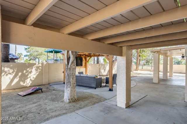 $699,900 | 7276 West Oraibi Drive, Glendale, AZ 85308