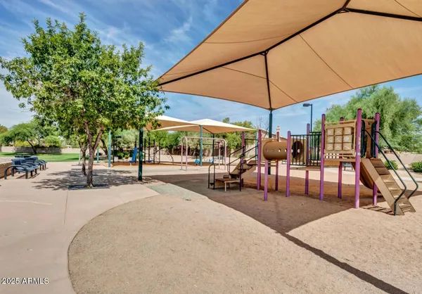 $699,900 | 7276 West Oraibi Drive, Glendale, AZ 85308