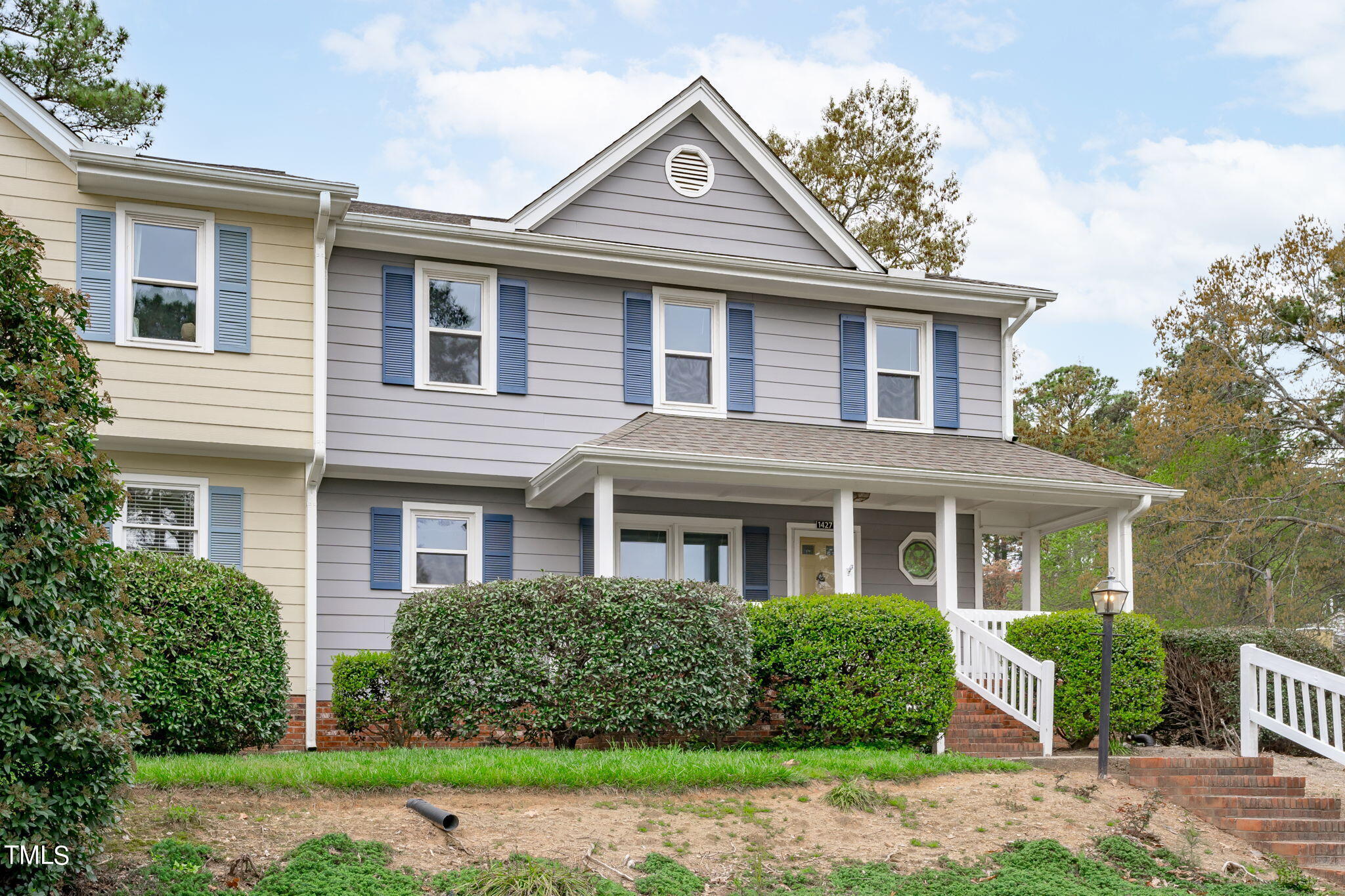 1427 Mapleside Court Raleigh, NC 27609 - Photo 2 of 36 B-8