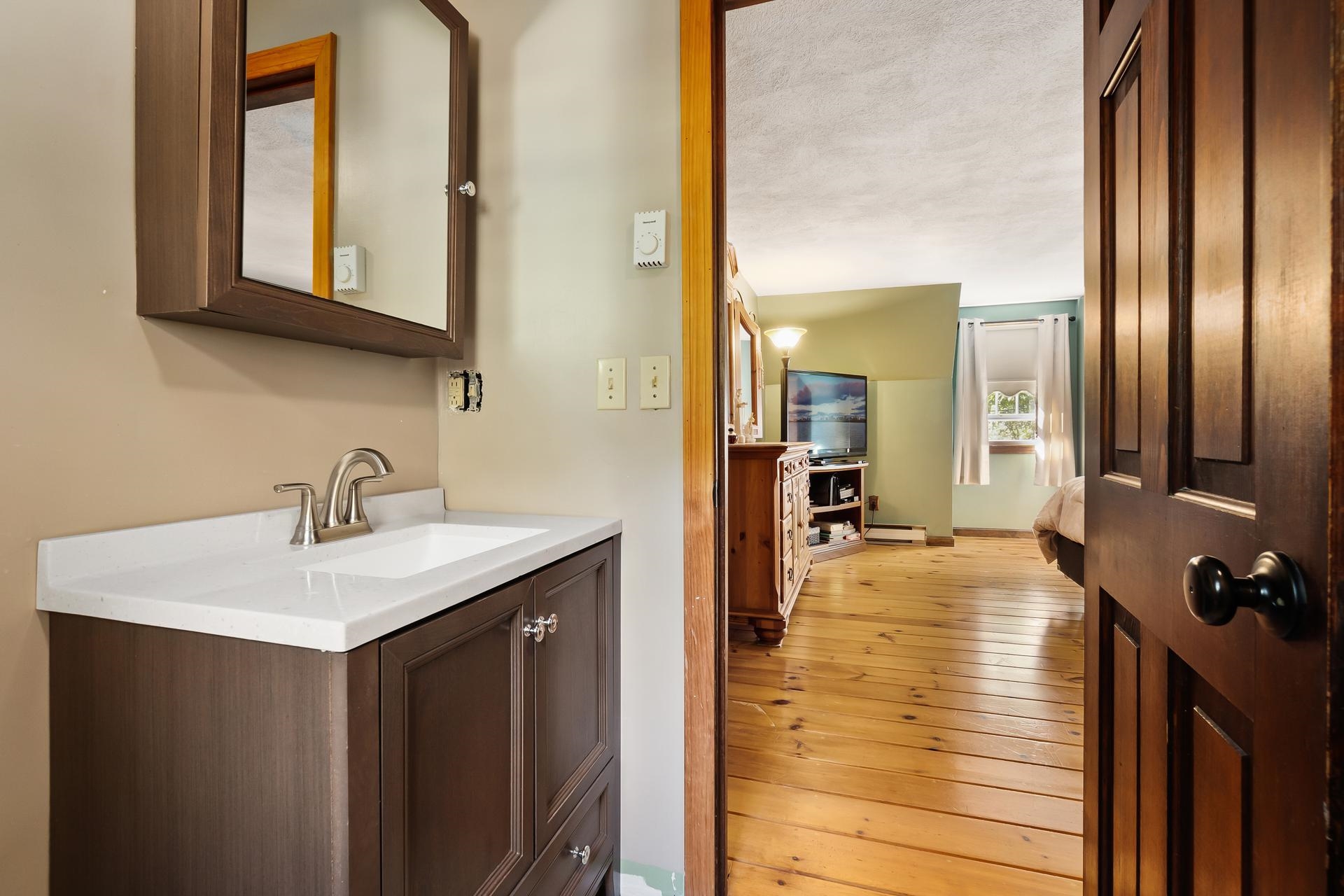 16 Londonderry Road Windham, NH 03087 - Photo 22 of 40