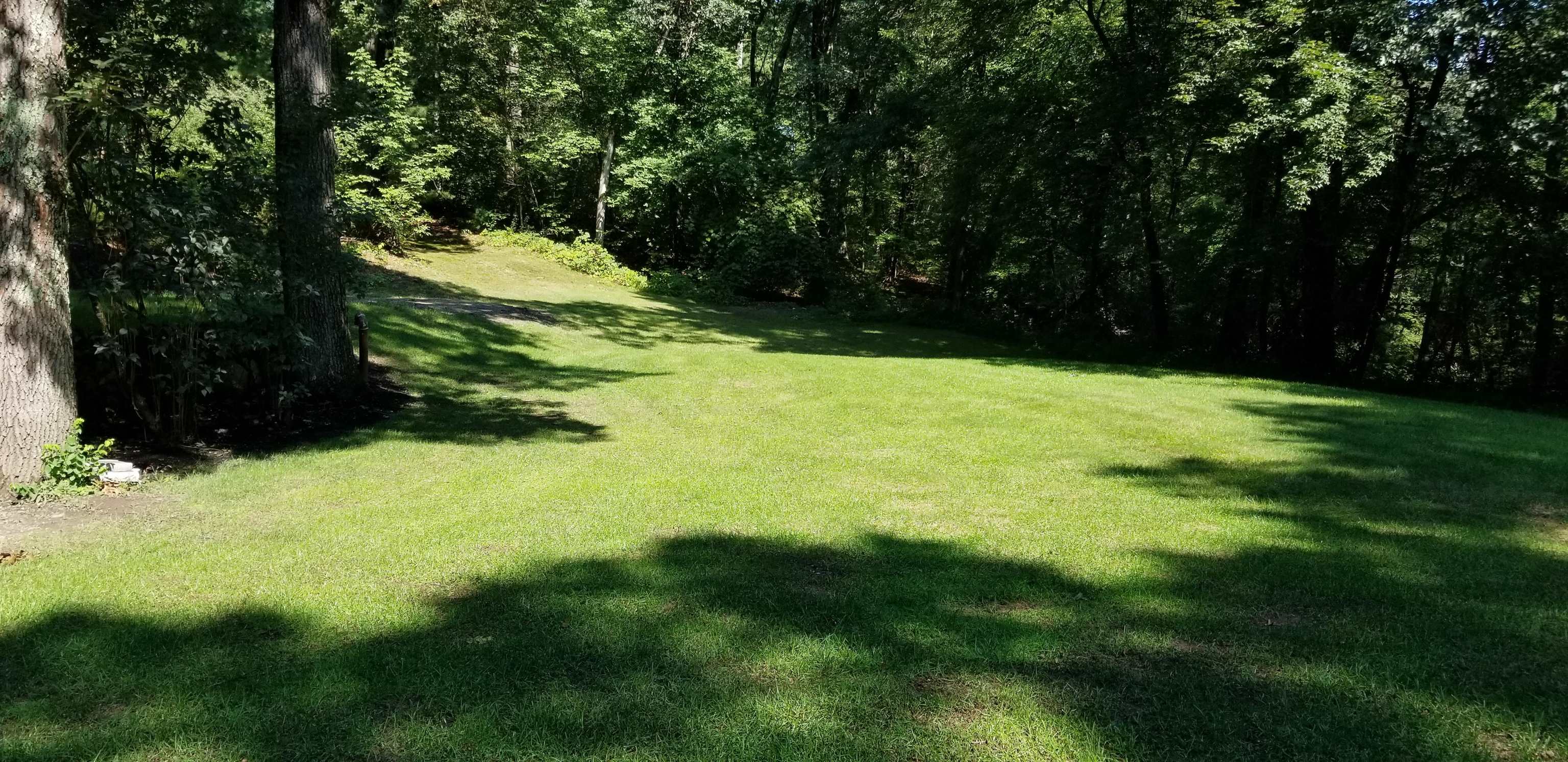 16 Londonderry Road Windham, NH 03087 - Photo 30 of 40