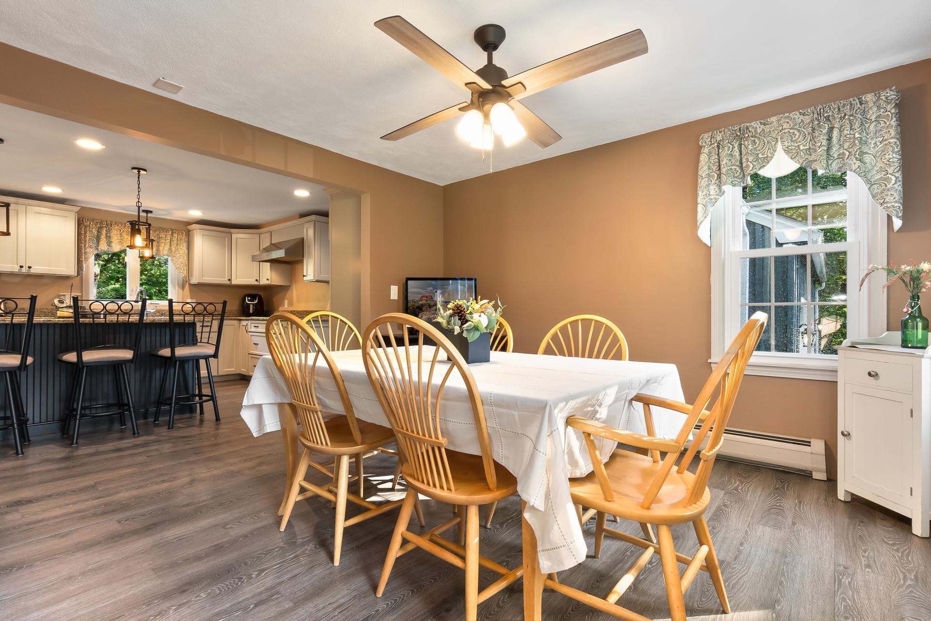 16 Londonderry Road Windham, NH 03087 - Photo 10 of 40