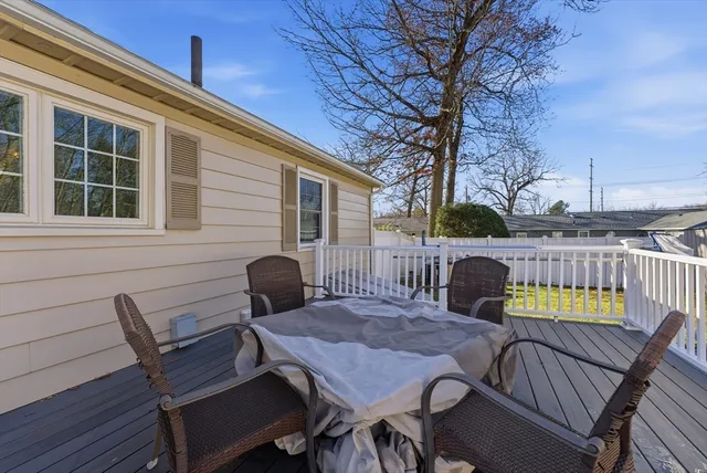 $394,900 | 17 Laurence Drive, West Springfield, MA 01089