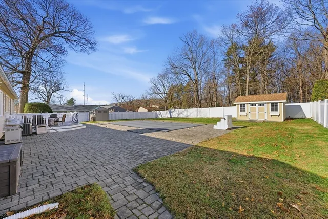 $394,900 | 17 Laurence Drive, West Springfield, MA 01089