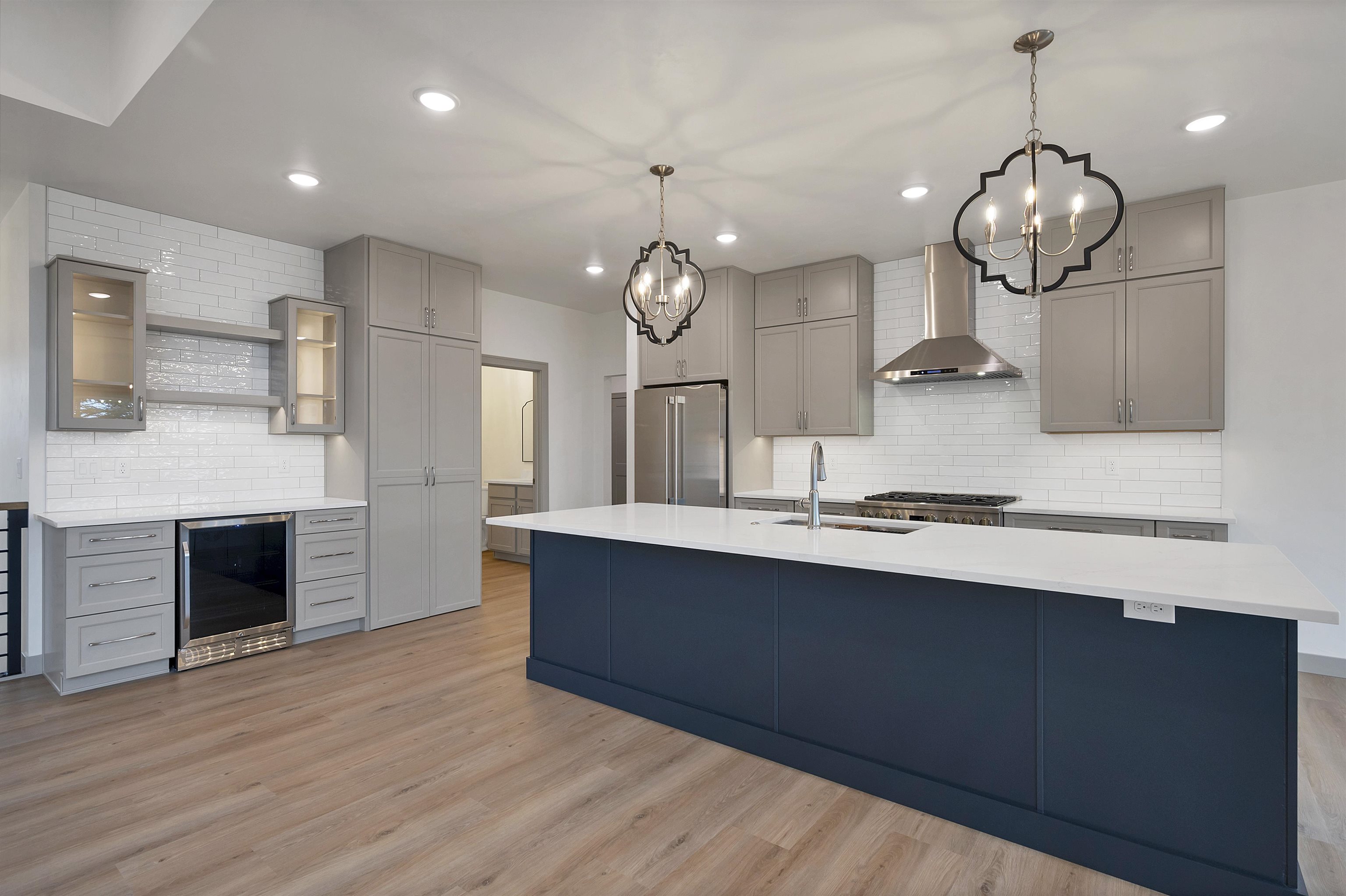 3745 Beachmont Road De Pere, WI 54115 - Photo 7 of 34