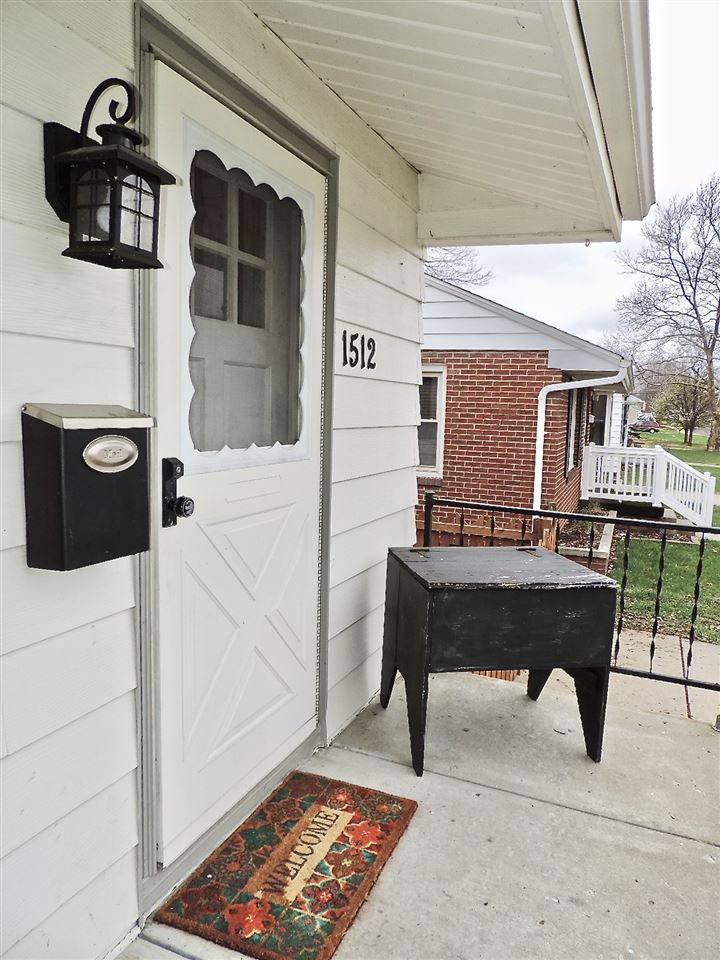 1512 Tennell Road Pekin, IL 61554 - Photo 7 of 26 Gallery Image 7