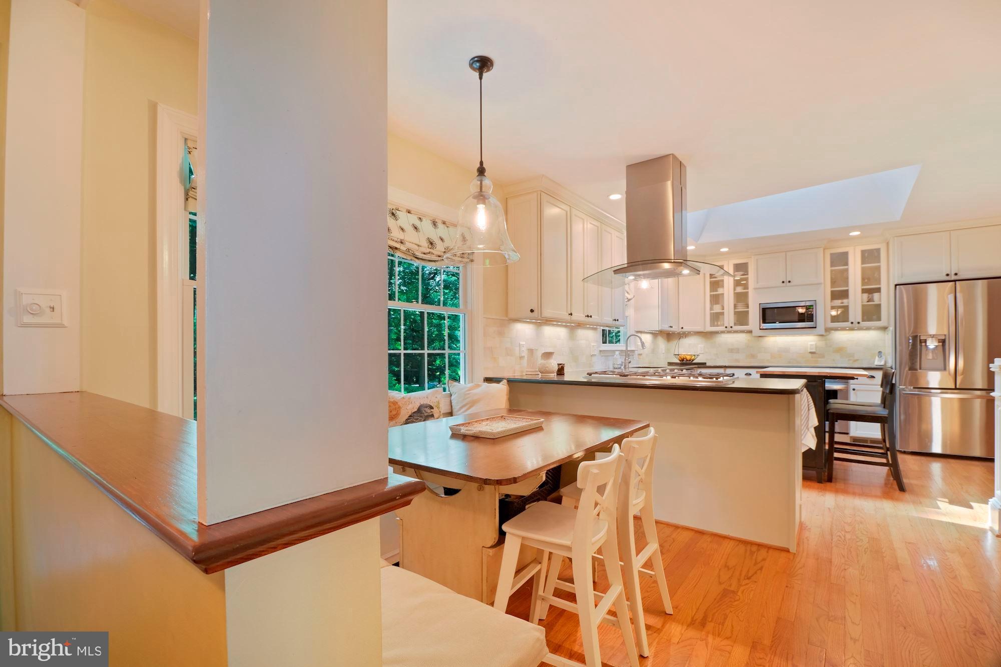 966 Lee Road Kennett Square, PA 19348 - Photo 12 of 51 View from foyer to eat in kitchen
