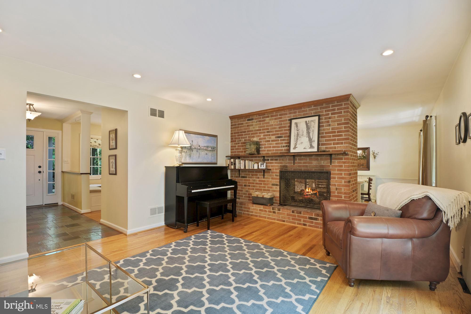 966 Lee Road Kennett Square, PA 19348 - Photo 25 of 51 Formal living main floor