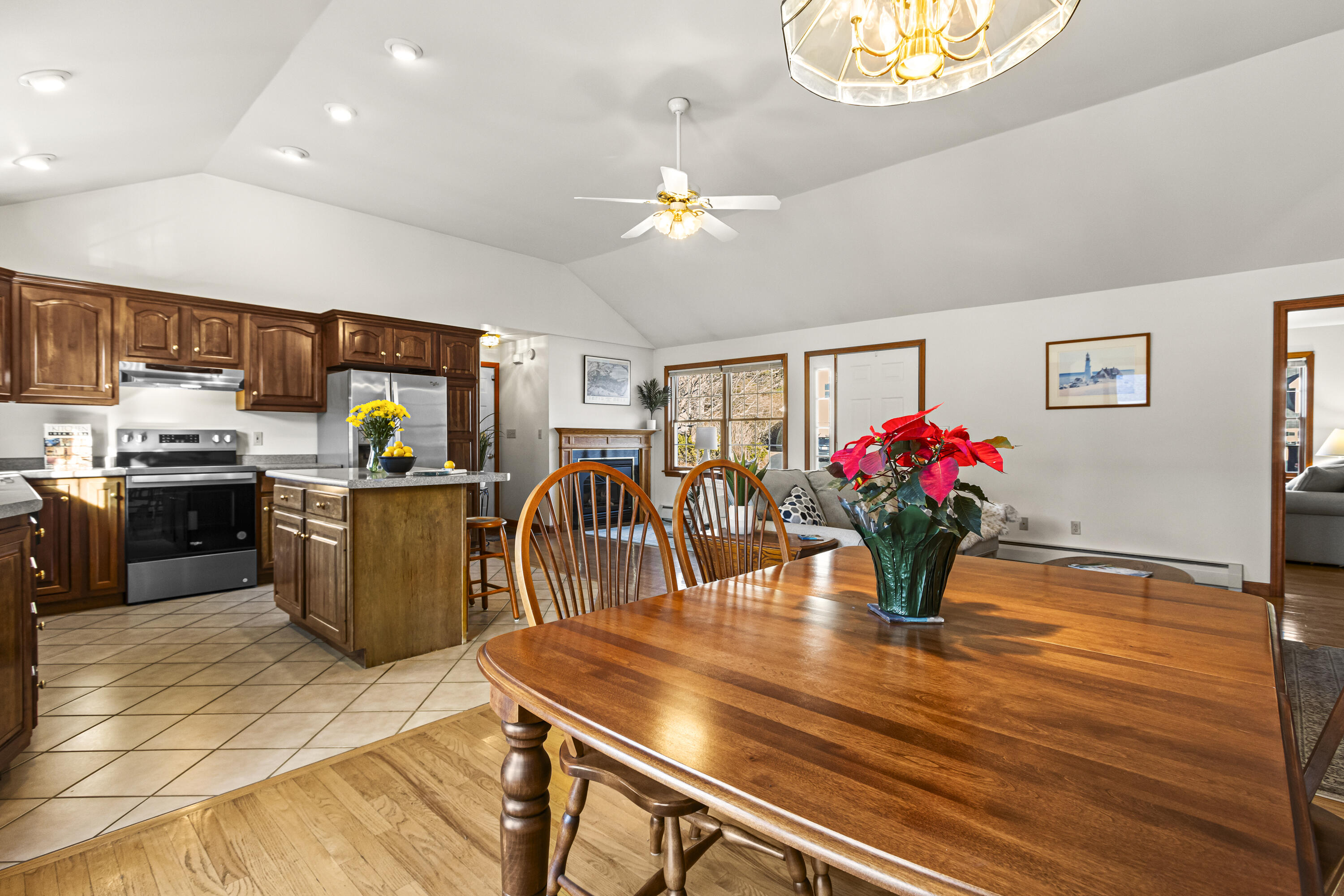 27 Eastfield Road Portland, ME 04102 - Photo 19 of 64 20241215TR-71014