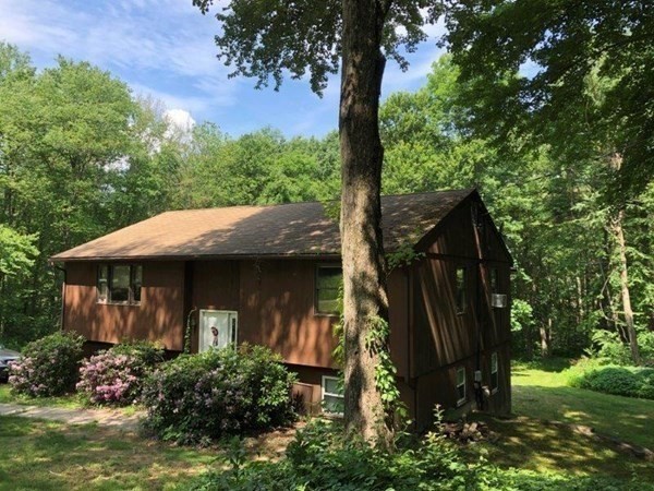61 Hillside Road Deerfield, MA 01373 - Photo 3 of 26 Gallery Image 3