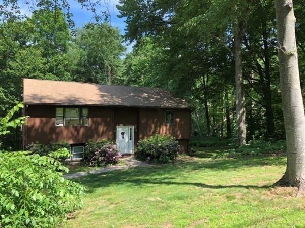 61 Hillside Road Deerfield, MA 01373 - Photo 5 of 26 Gallery Image 5