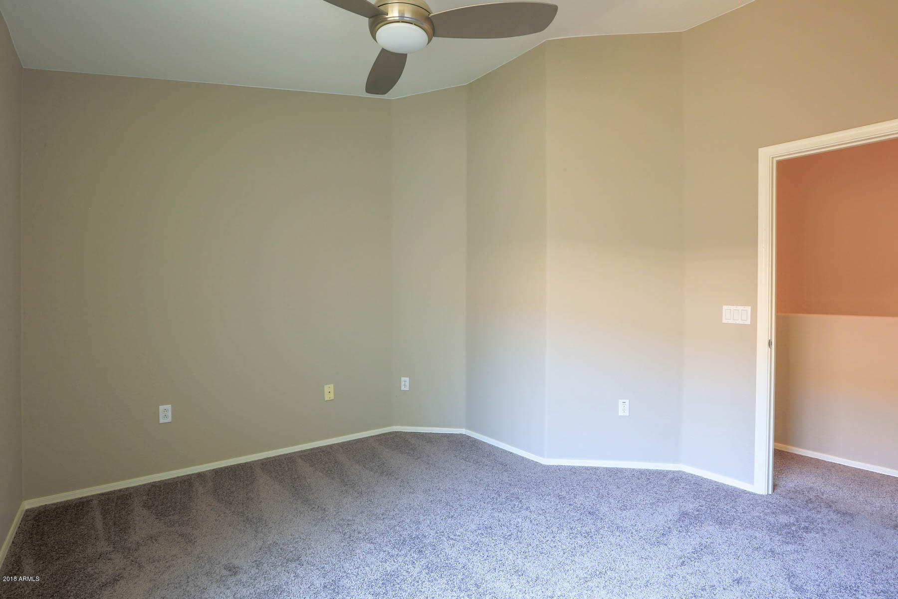 2150 East Bell Road, Unit 1042 Phoenix, AZ 85022 - Photo 16 of 26 2150EBellRdUNIT1042-16