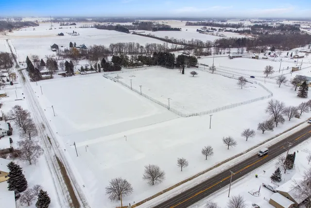 $300,000 | 506 Kennedy Avenue, Howards Grove, WI 53083