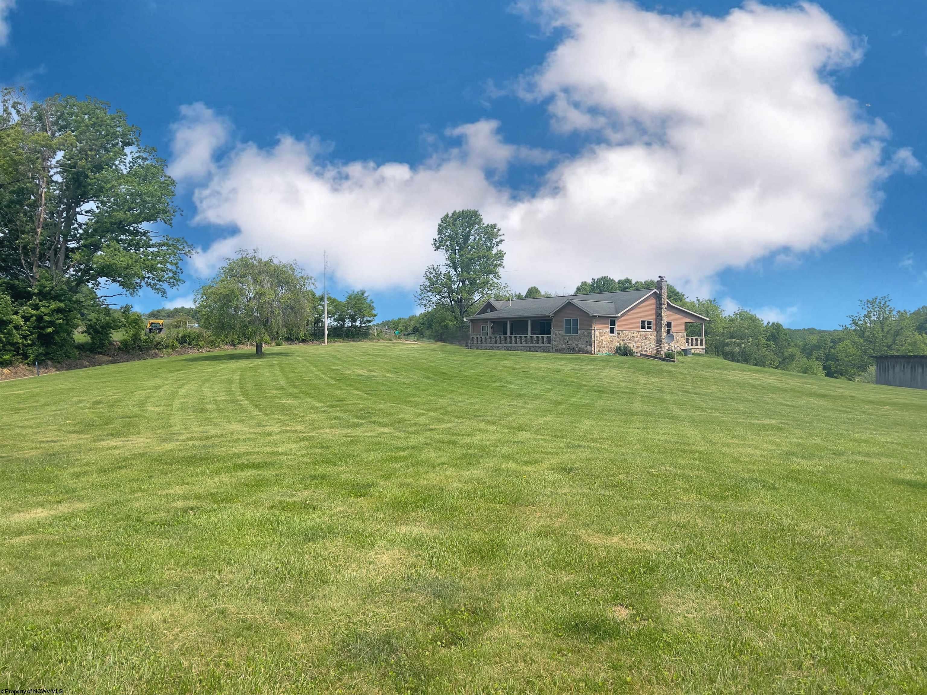 1077 Hinkle Road Grafton, WV 26354 - Photo 10 of 30 Gallery Image 10