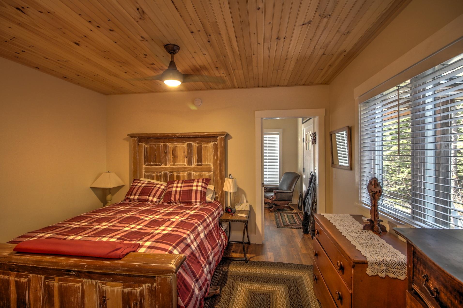 390 Bald Mountain Road Oquossoc, ME 04964 - Photo 10 of 23 112