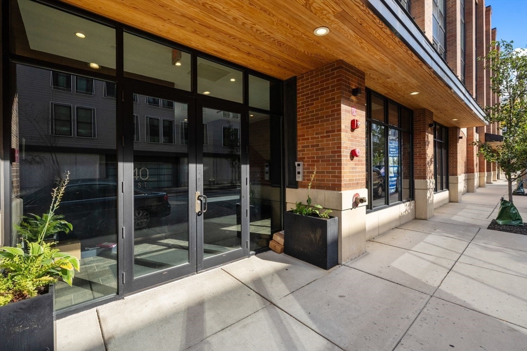 340 West 2nd Street, Unit 13 Boston, MA 02127 - Photo 15 of 16