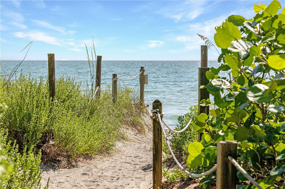 10 Sunset Captiva Lane Captiva, FL 33924 - Photo 27 of 33