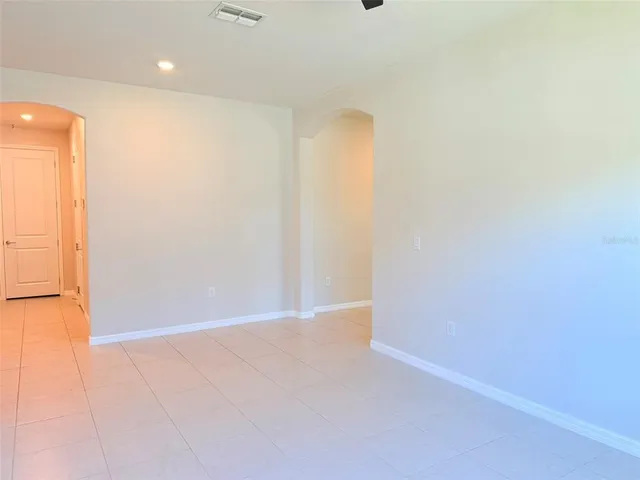 $3,700 | 10844 Rolling Moss Road, Tampa, FL 33647