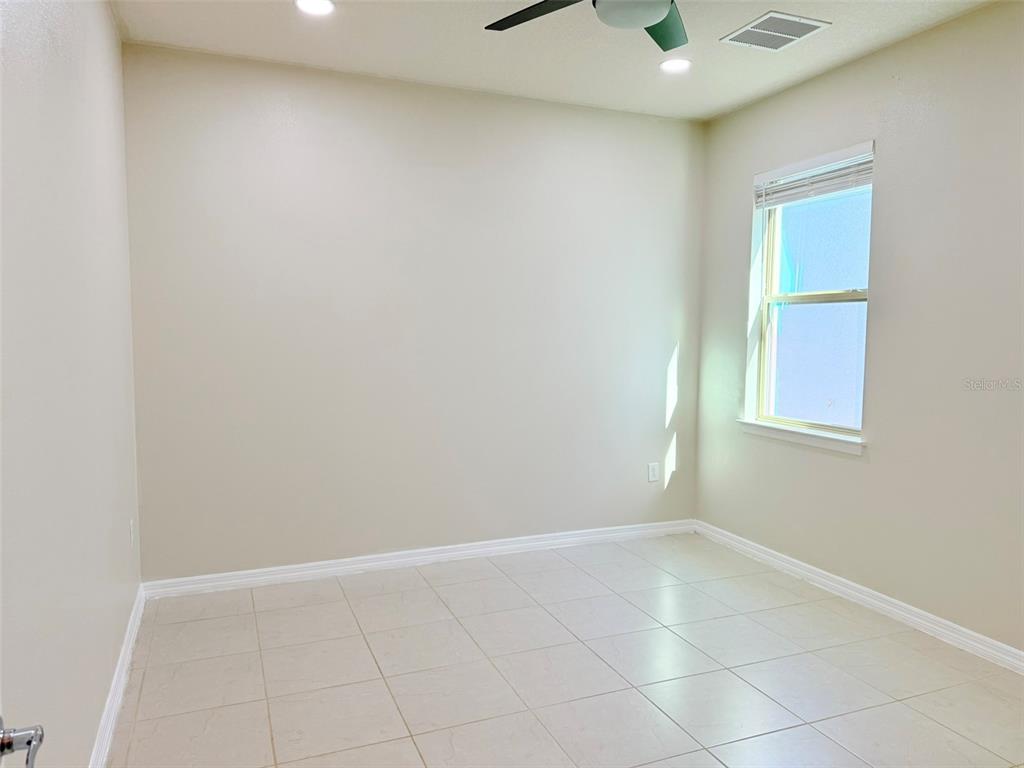 10844 Rolling Moss Road Tampa, FL 33647 - Photo 13 of 65