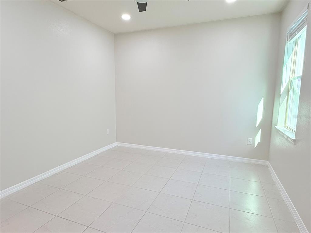 10844 Rolling Moss Road Tampa, FL 33647 - Photo 14 of 65