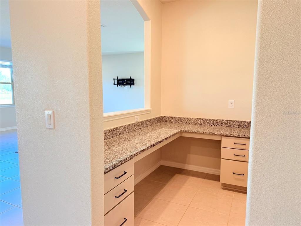 10844 Rolling Moss Road Tampa, FL 33647 - Photo 20 of 65