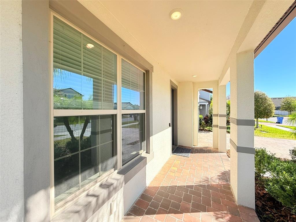 10844 Rolling Moss Road Tampa, FL 33647 - Photo 2 of 65