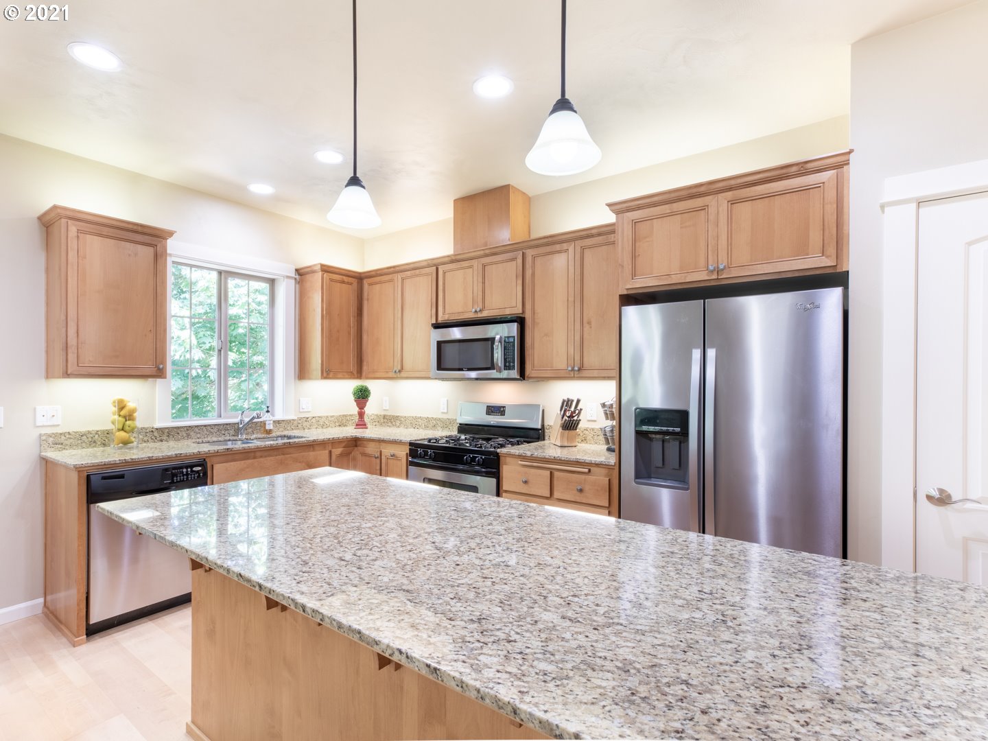 6260 Fernhill Loop Springfield, OR 97478 - Photo 7 of 27