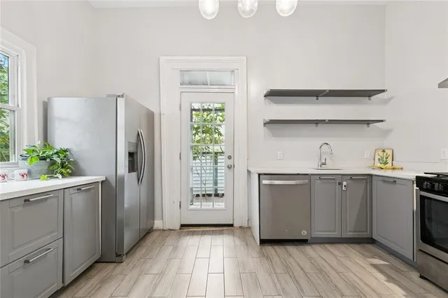 $2,100 | 2415 Amelia Street, New Orleans, LA 70115