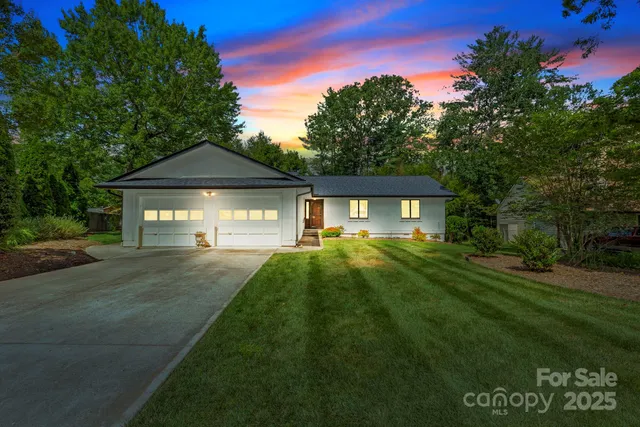 $445,000 | 19 Golden Oaks Lane, Fletcher, NC 28732