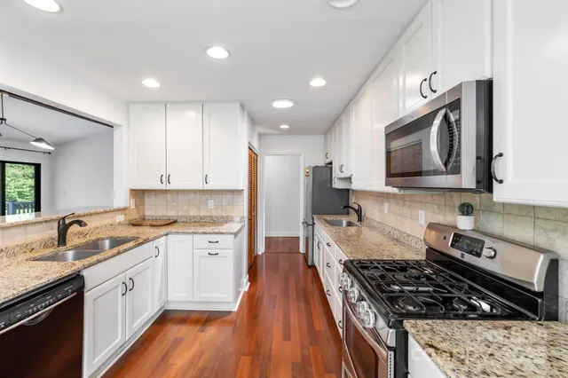 $445,000 | 19 Golden Oaks Lane, Fletcher, NC 28732