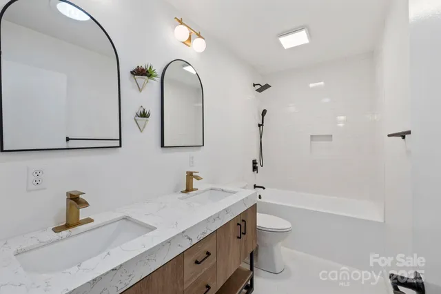 $445,000 | 19 Golden Oaks Lane, Fletcher, NC 28732