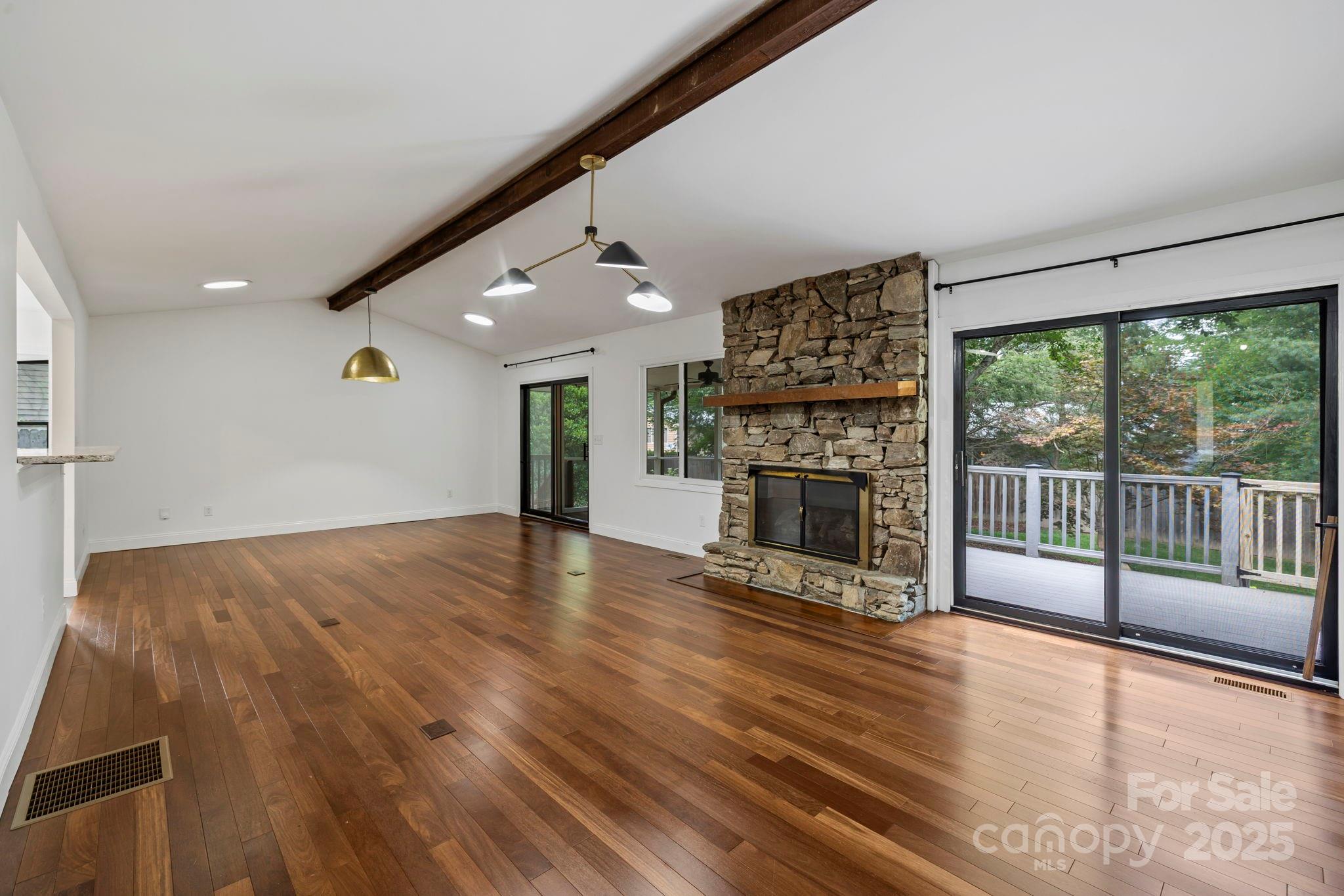 19 Golden Oaks Lane Fletcher, NC 28732 - Photo 5 of 33