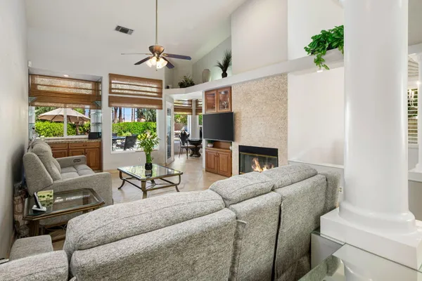 $799,000 | 370 Links Drive, Palm Desert, CA 92211