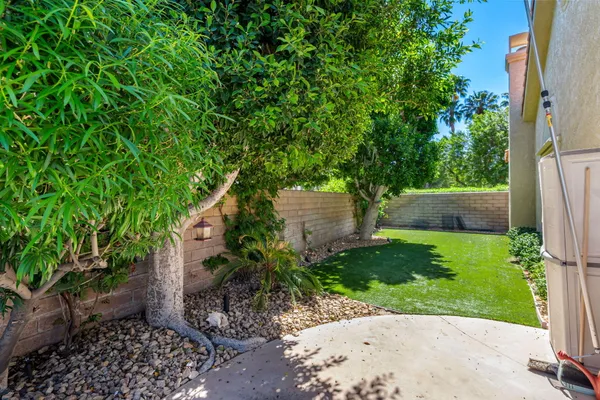 $799,000 | 370 Links Drive, Palm Desert, CA 92211