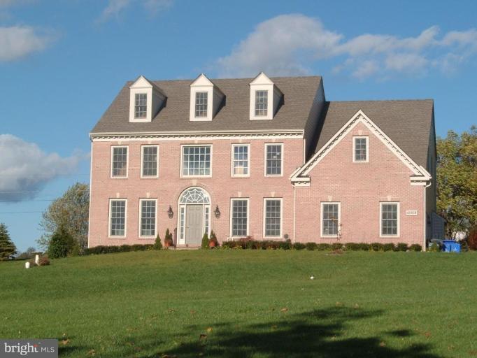10009 Watkins Road Gaithersburg, MD 20882 - Photo 1 of 30 Exterior (Main)